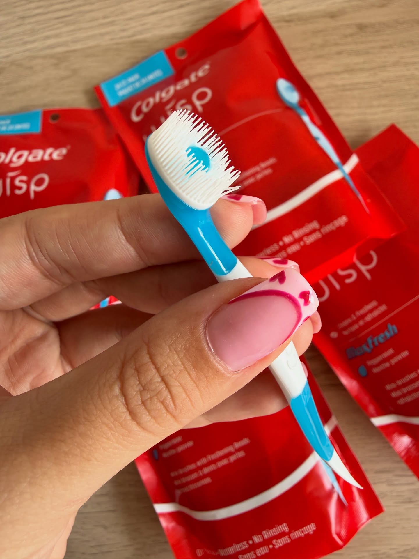 Colgate Wisp MaxFresh Peppermint