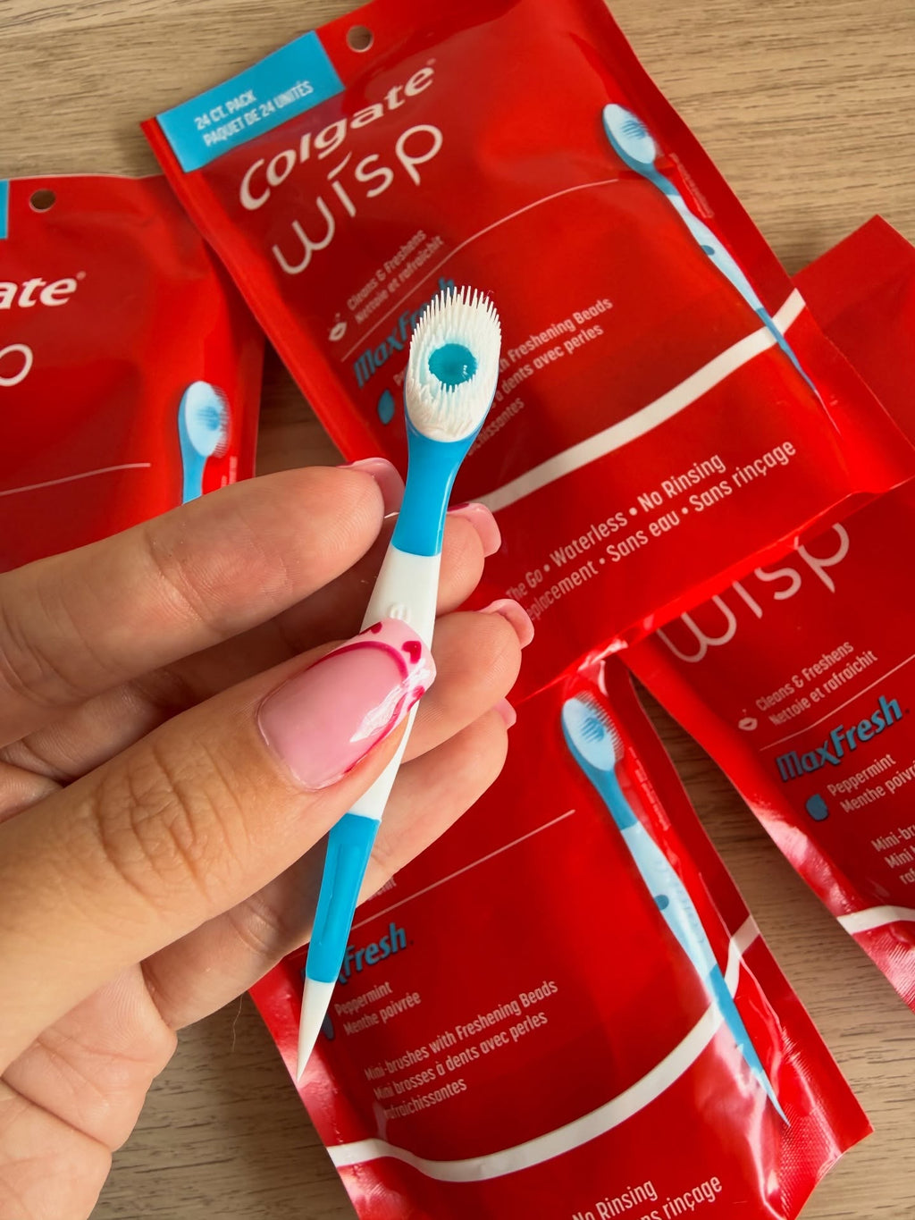 Colgate Wisp MaxFresh Peppermint